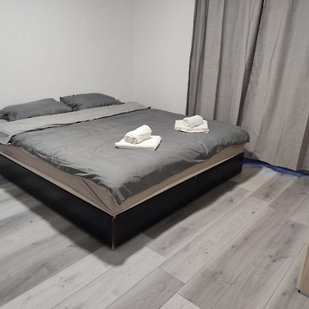 Apartmani Hub Ni Eksteriør billede